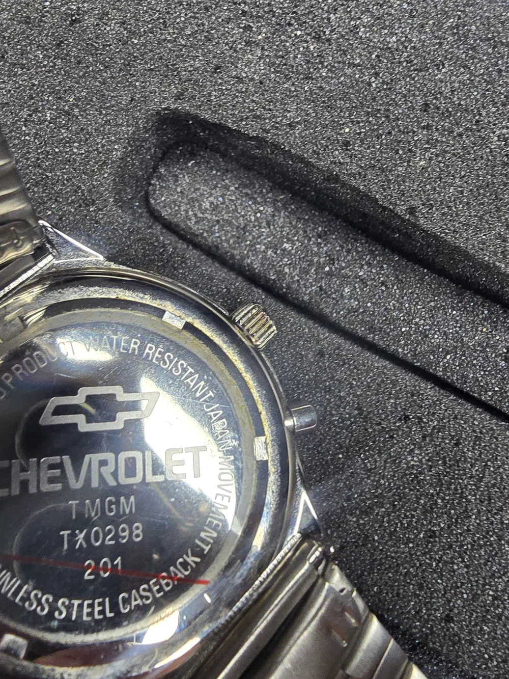 Chevrolet Corvette  Watch Set  Original Tin + Sealed Keychain